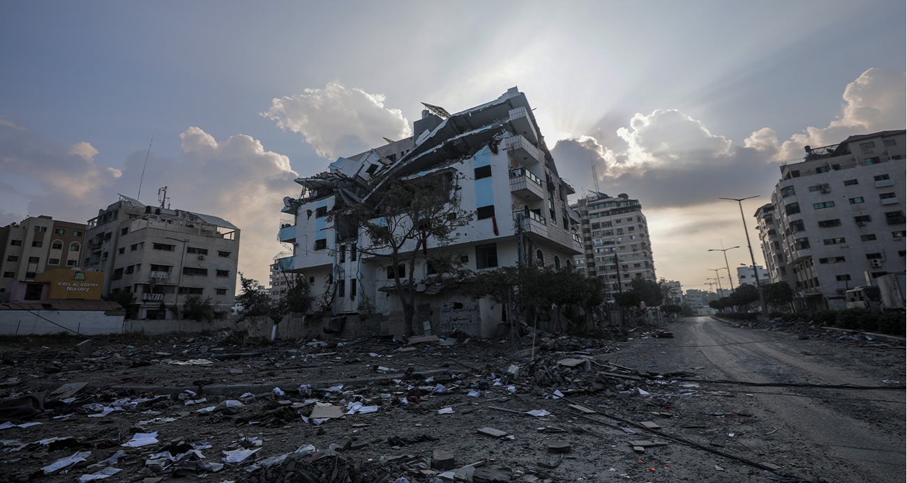 İsrail, sivillerin sığındığı 9 eve hava saldırısı düzenledi: 10 ölü