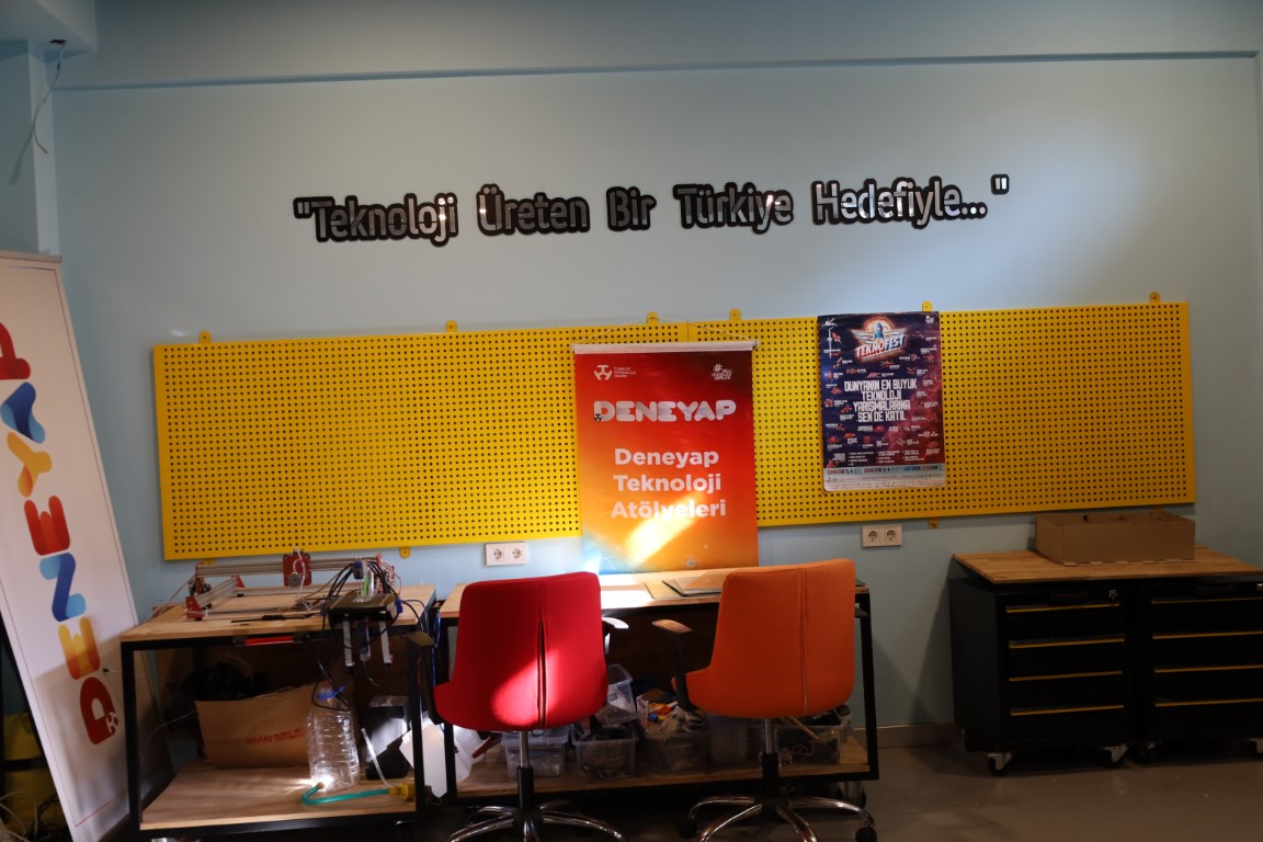 Yetenekli çocukları geleceğe hazırlayan Deneyap Teknoloji Atölyeleri’nde yeni dönem başlıyor