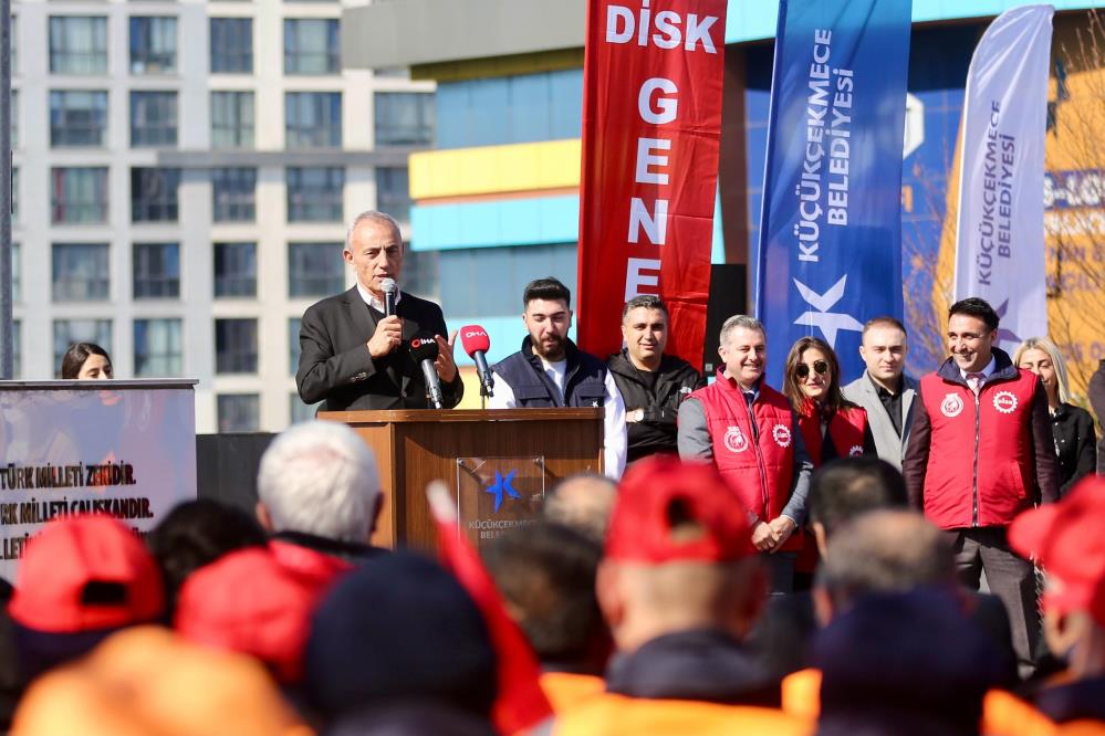 Küçükçekmece’de Belediye çalışanlarına yüzde 76 zam yapıldı