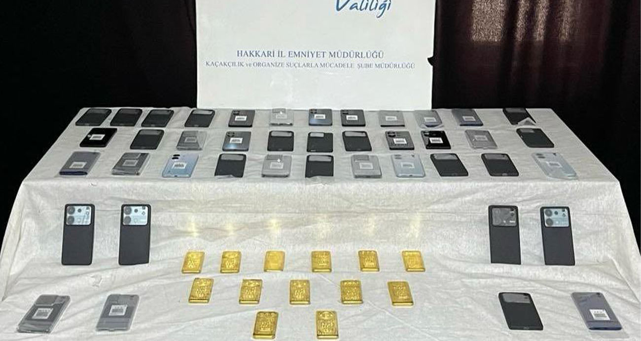 Hakkari’de kaçak 13 kilo altın ve 17 kilo uyuşturucu ele geçirildi