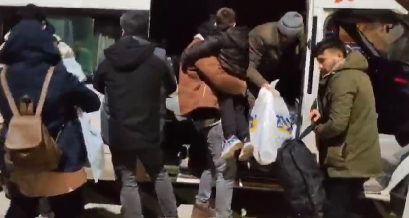 Çanakkale ve Ezine’de 182 kaçak göçmen yakalandı, 3 organizatör tutuklandı