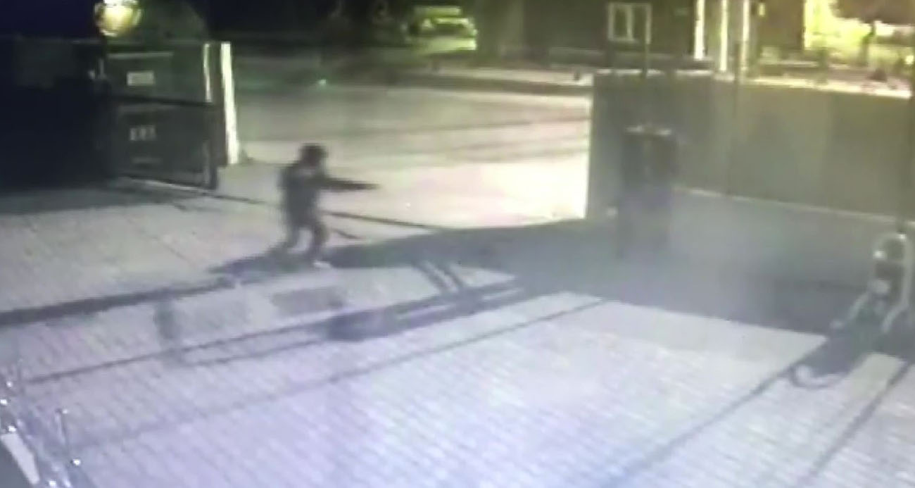 Karakola pompalı tüfekle saldırı kamerada