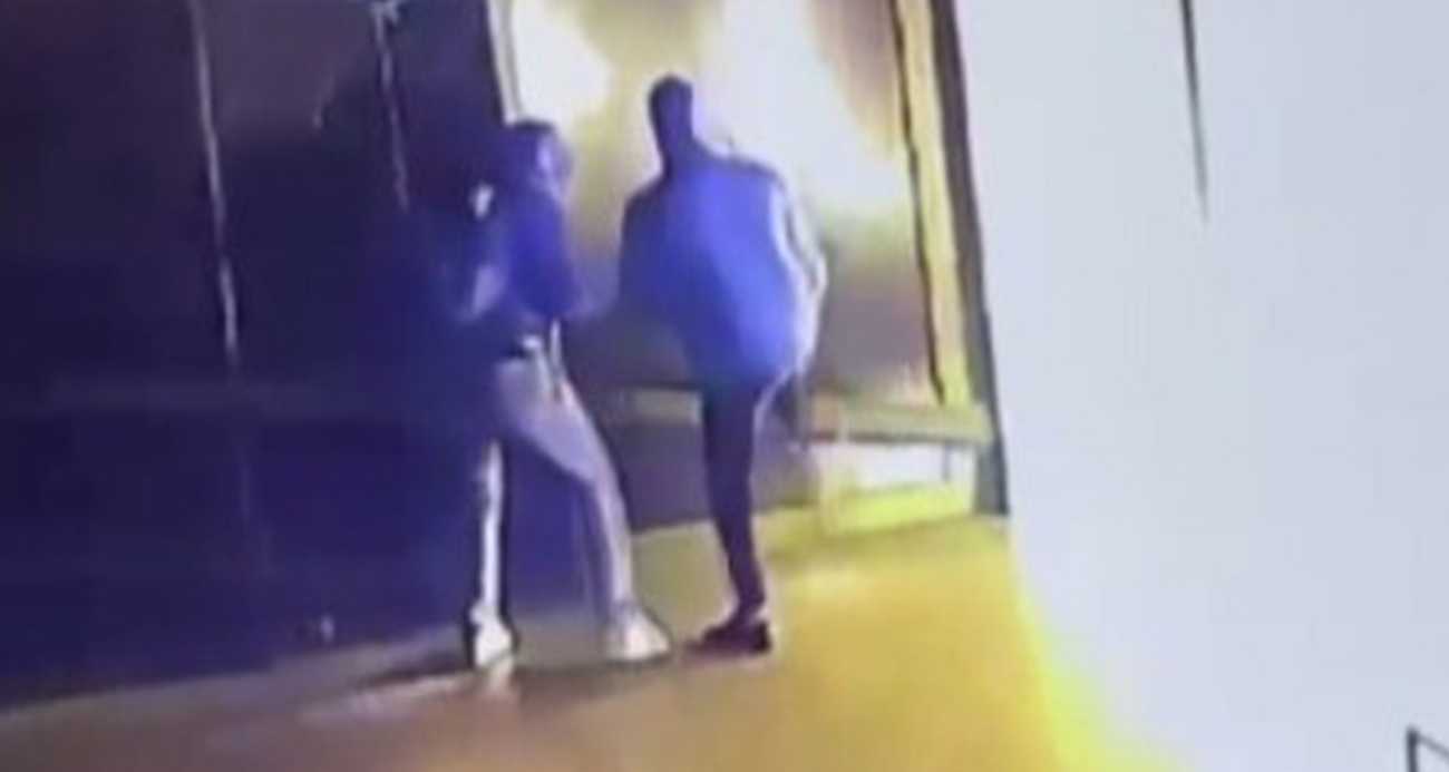 Eğlence mekanında bıçaklı kavga ve kundaklama kamerada