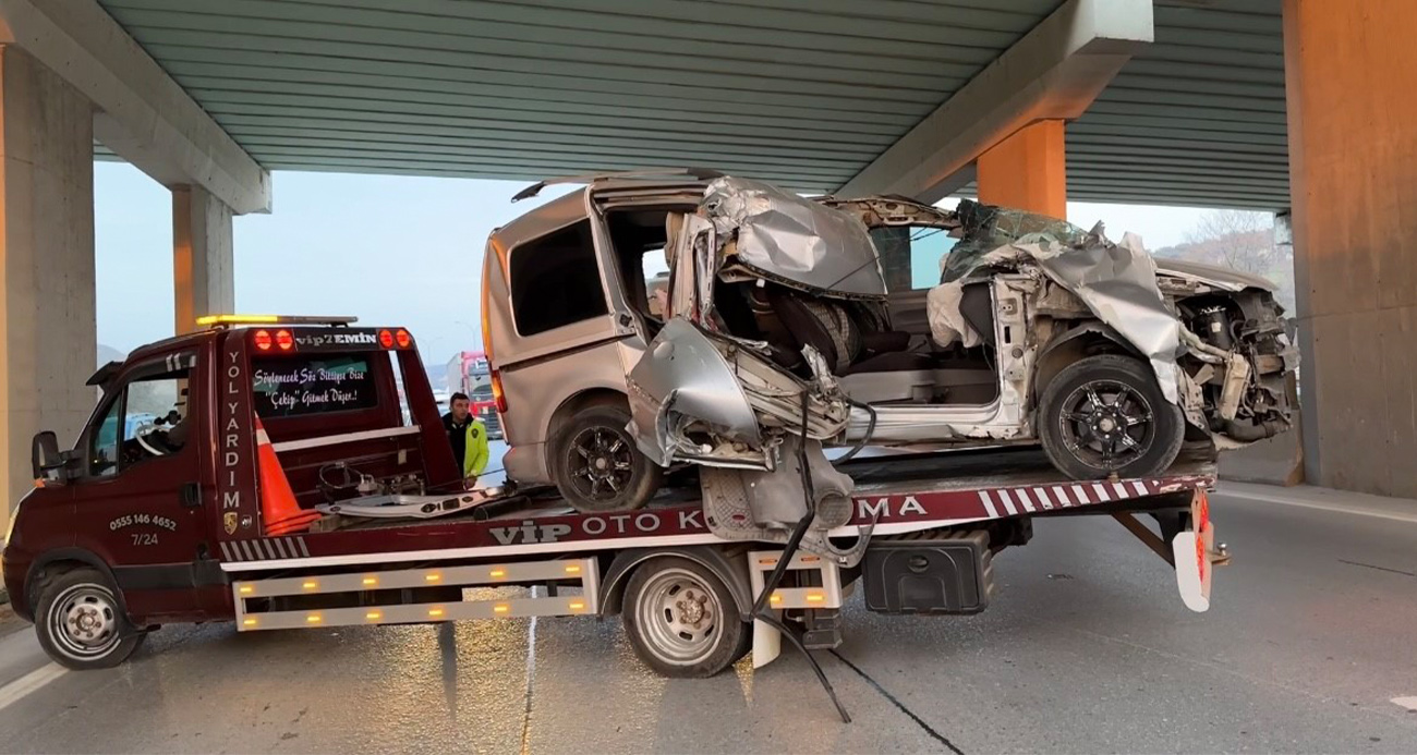 Pendik’te feci kazadan sürücü burnu bile kanamadan kurtuldu