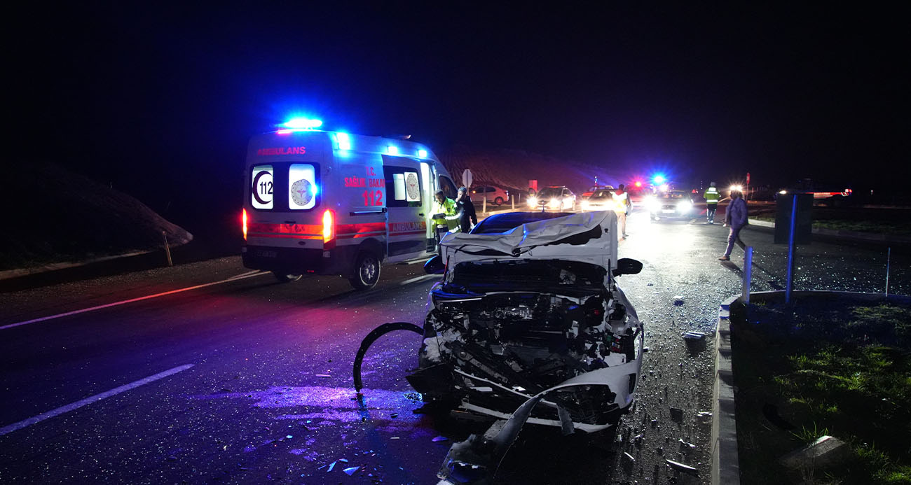 Edirne’de iki otomobil çarpıştı: 5 yaralı