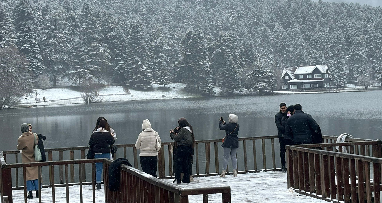 Mart kapıdan baktırdı: Bolu’nun doğa harikası beyaz örtüyle kaplandı