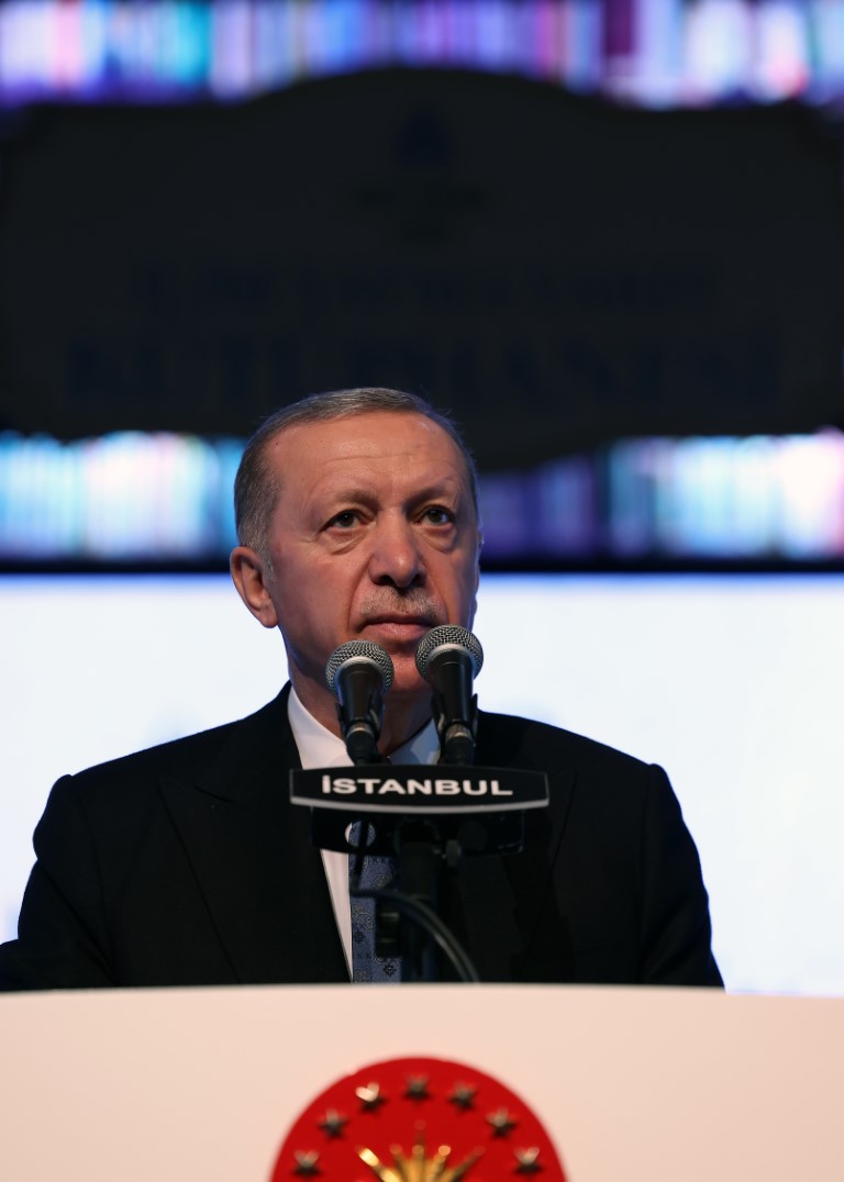 Cumhurbaşkanı Erdoğan’dan İsrail’e tepki: “İşgalci İsrail, uluslararası hukuk önünde hesap verecek”