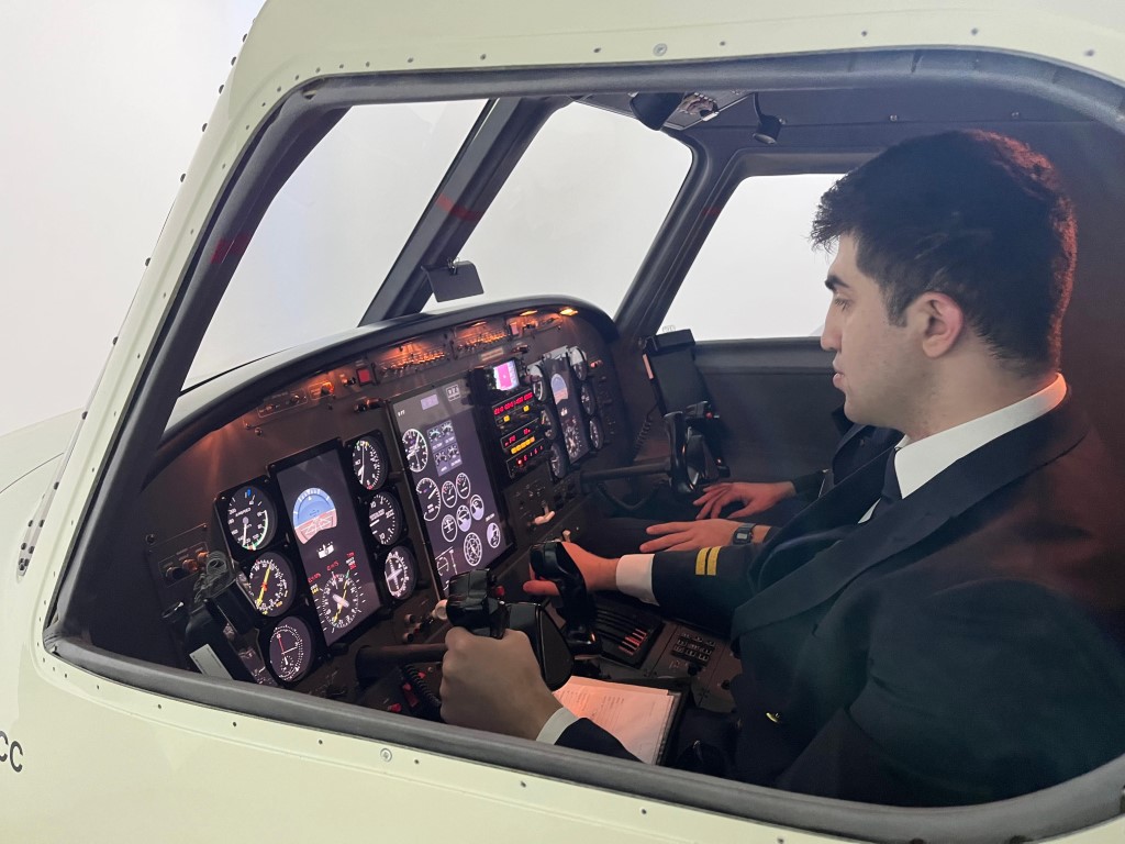 Öğrenciler bu eğitimle sınıf içerisinde binlerce feet yüksekliğe çıkıyor