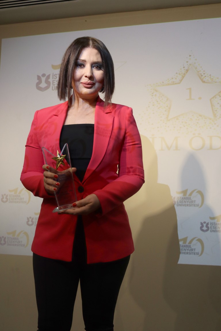 Üniversite öğrencilerinin belirlediği iletişim ödülleri sahiplerini buldu