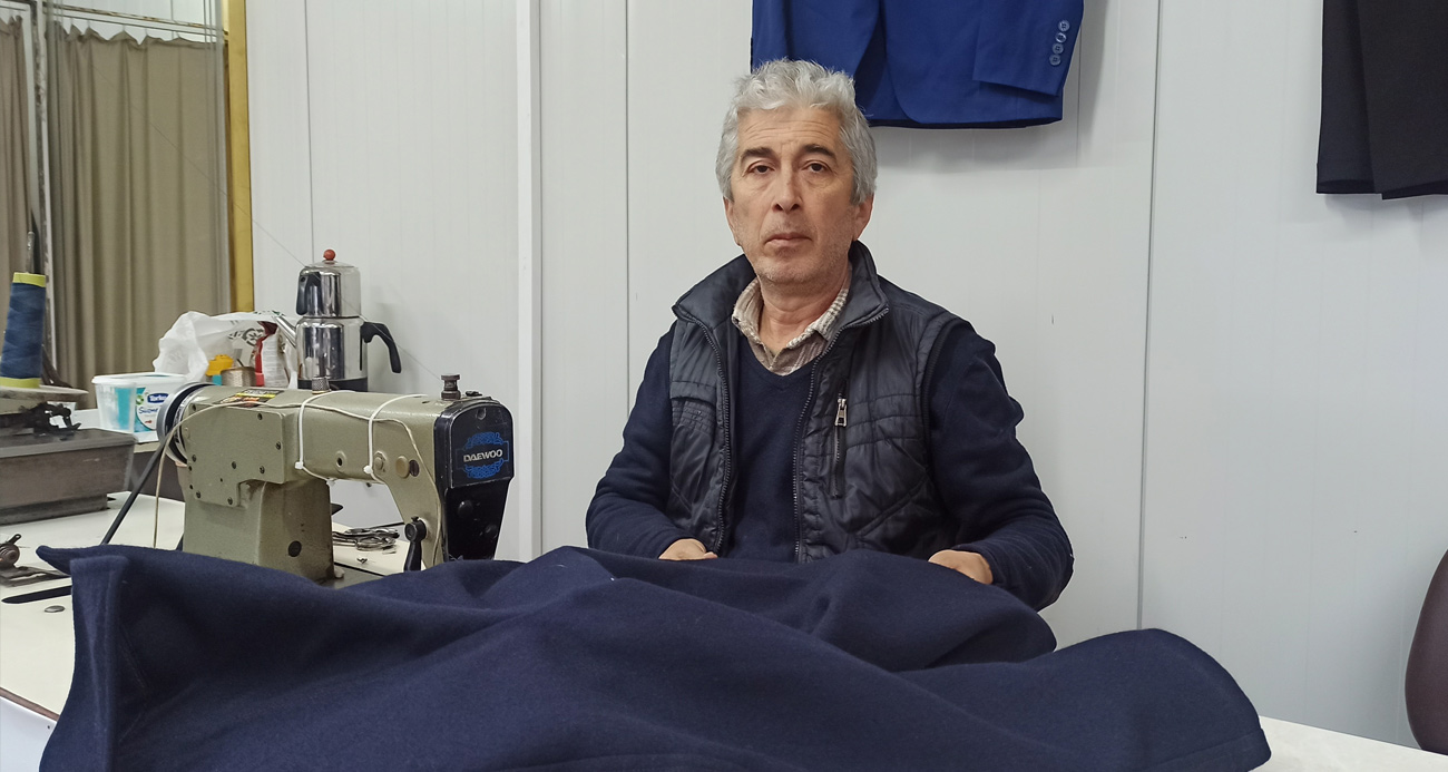 31 yıllık esnafın iş yeri yıkıldı, konteyner iş yerinde hizmet veriyor