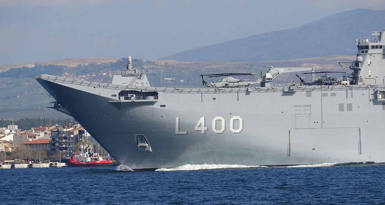 TCG Anadolu, 18 Mart törenleri için Çanakkale Boğazı’nda