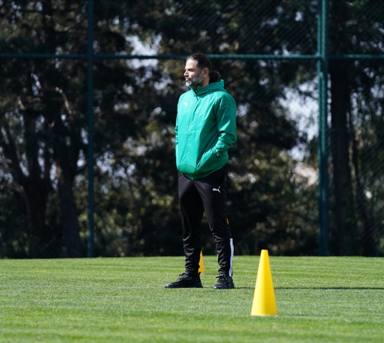 Pendikspor, milli maçlar arasında yoğun çalışıyor