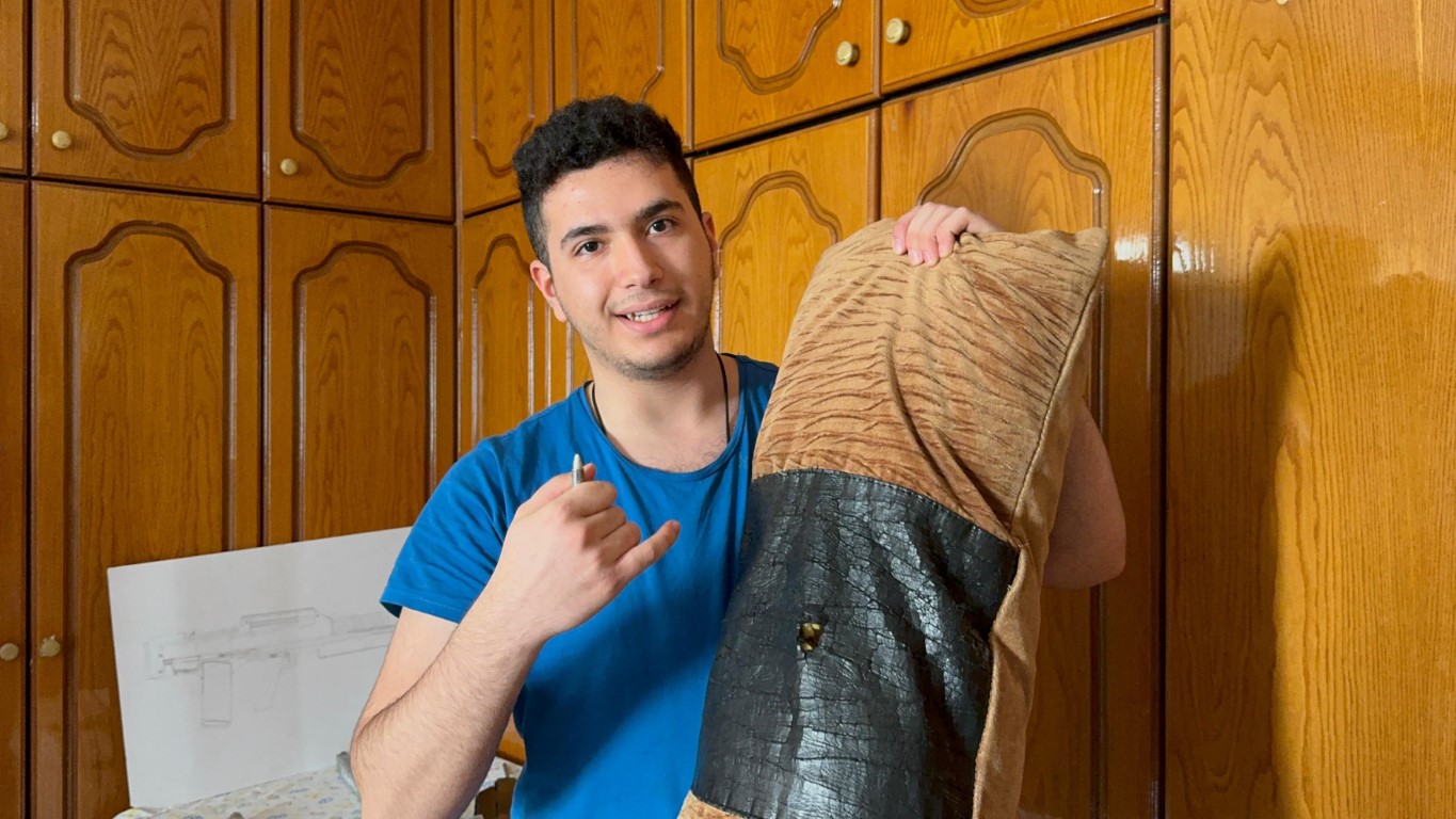 Mardin’de silah tasarımı ve üretimi yapan lise öğrencisinin hedefi tank ve top yapmak