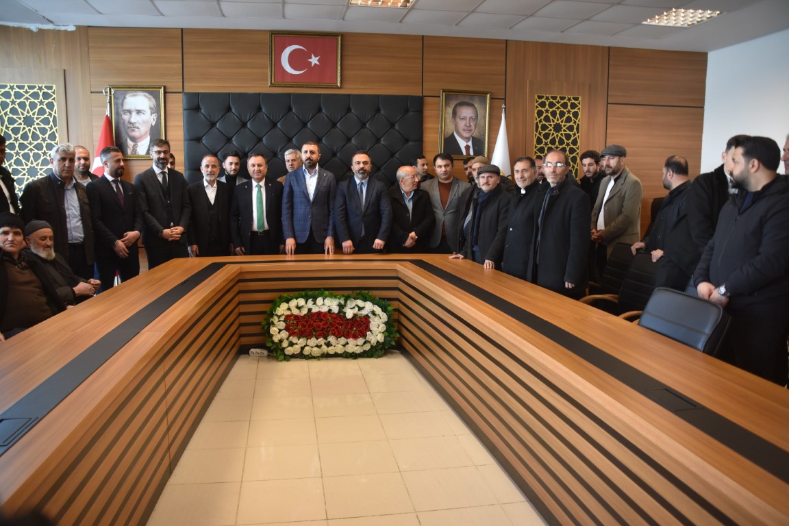 CHP Bitlis Belediye Başkan Adayı AK Parti’ye geçti