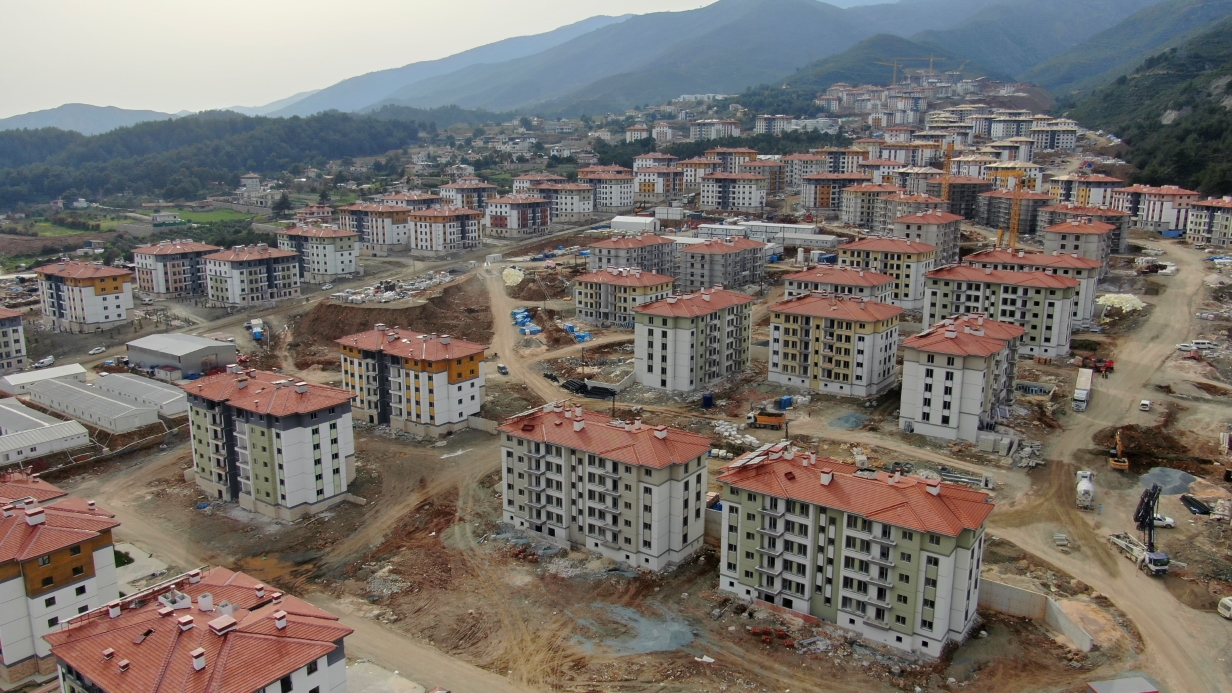 Asrın felaketinin haritadan sildiği Antakya’da adeta yeni bir şehir kuruldu
