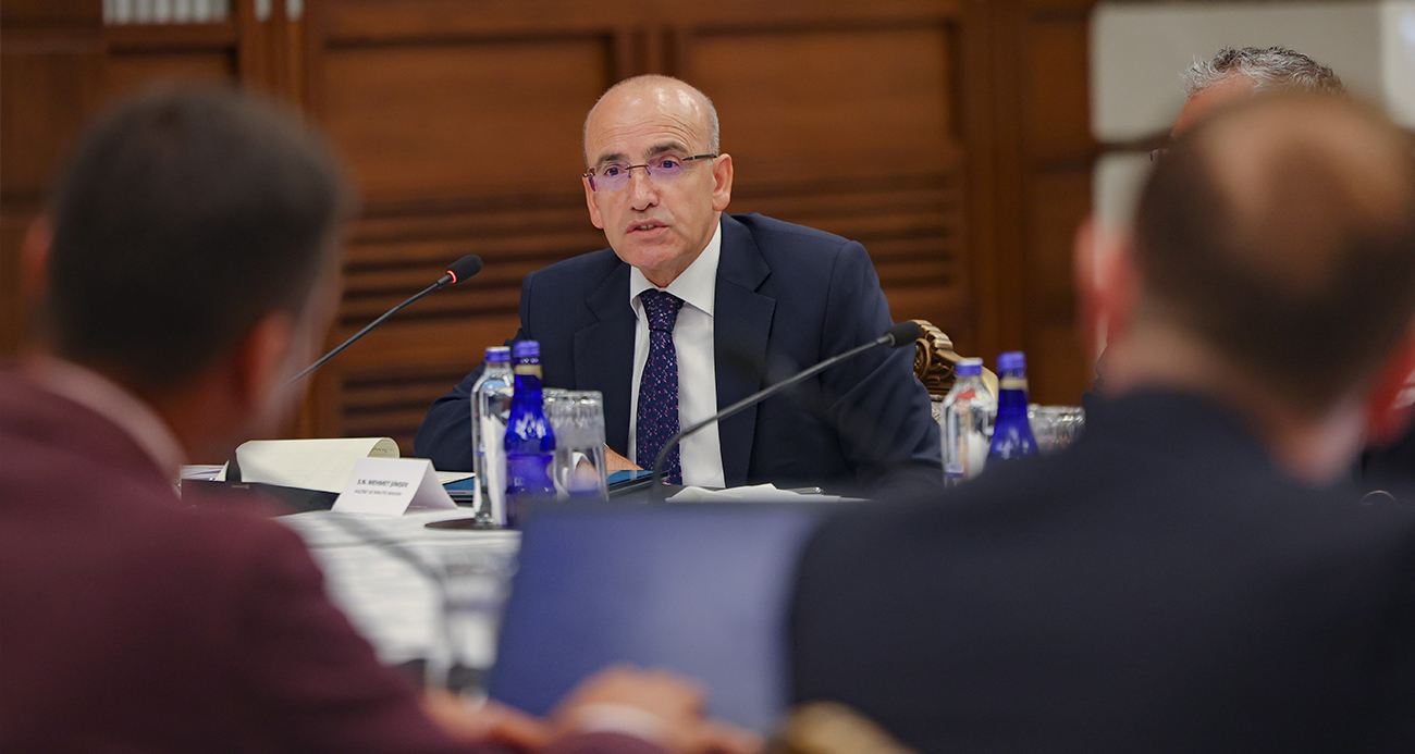 Bakan Şimşek: "Aylık enflasyon, öngörümüz doğrultusunda mart ayında geriledi"