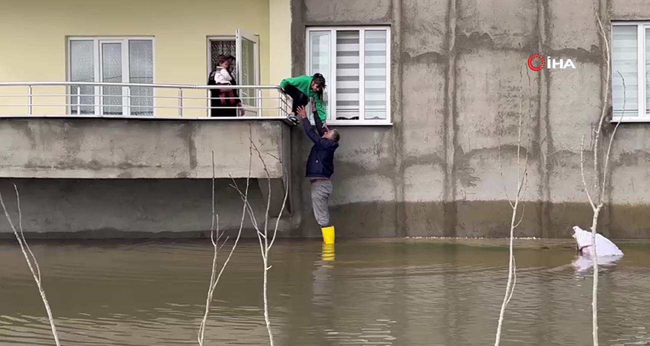 Yüksekova sular altında!