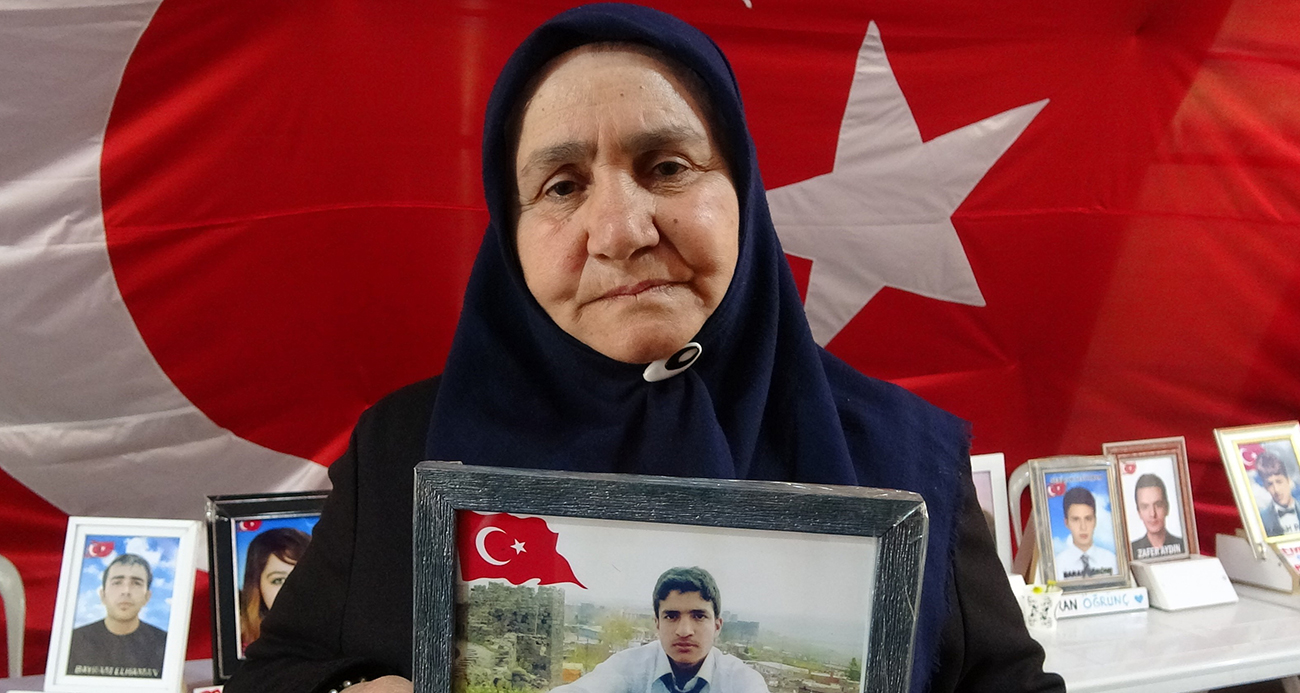 Evlat nöbetindeki annelerin bayramı buruk geçiyor