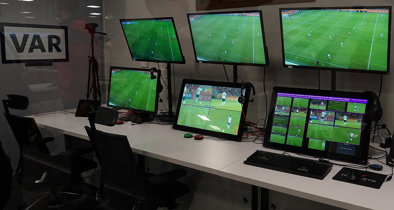 Süper Lig’de yabancı Video Yardımcı Hakemi (VAR) uygulaması başlayacak