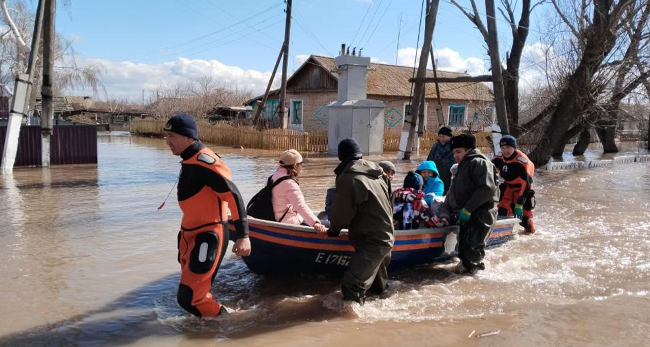Kazakistan’daki selde tahliye edilenlerin sayısı 99 bini aştı