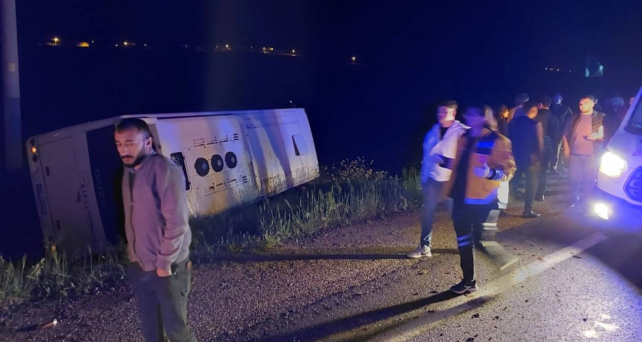 Kahramanmaraş’ta kontrolden çıkan servis minibüsü yan yattı: 9 yaralı