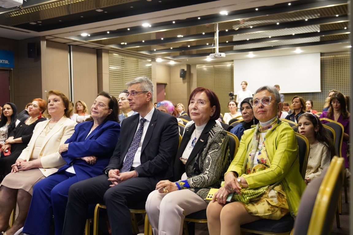 Çocuk Haklı Çalıştayı’nda çocuk haklarının evrenselliği vurgulandı