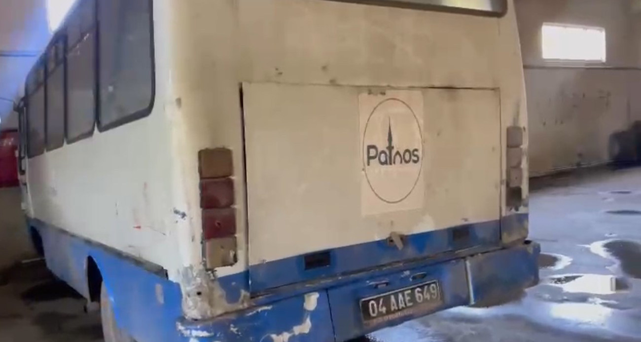 DEM Parti döneminde Patnos Belediyesine ait araçların parçalanarak hurdacılara satıldığını iddia eden AK Parti’li yeni dönem Patnos Belediye Başkanı Abdulhalık Taşkın, konunun takipçisi olacaklarını belirtti.