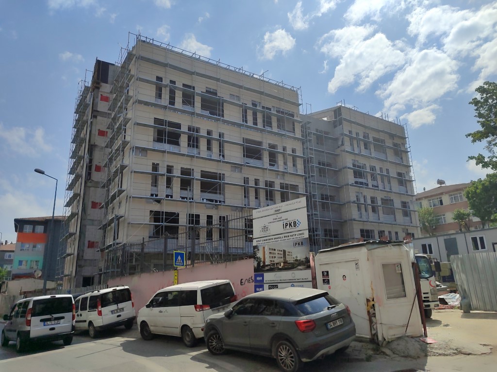 İstanbul’daki depreme karşı yeniden yapılan okullarda 