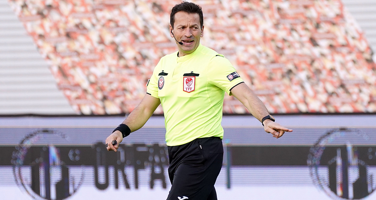 Fenerbahçe - Beşiktaş maçında Volkan Bayarslan düdük çalacak