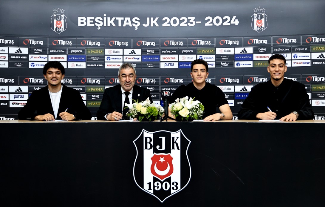 Beşiktaş, Tayyip Talha Sanuç ile 3 genç futbolcusunun sözleşmesini yeniledi