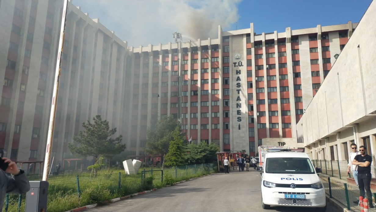 Edirne'de hastane yangını!