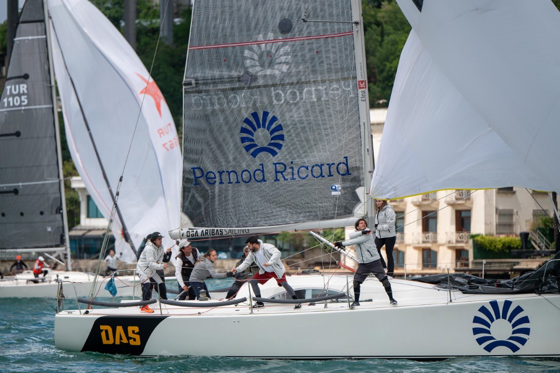 2024 yılının ilk Boğaz yarışı 42 yelkenli ile başladı