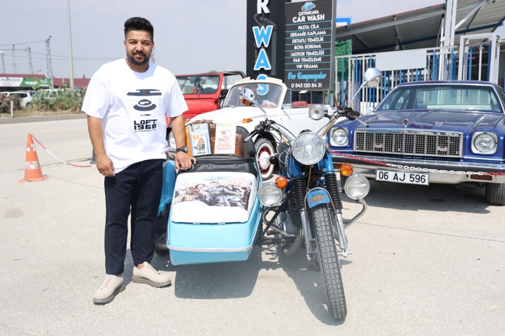 ’Doktor Civanım filmindeki motosikletin orijinali bende’ dedi, depremzedeler için satışa çıkardı