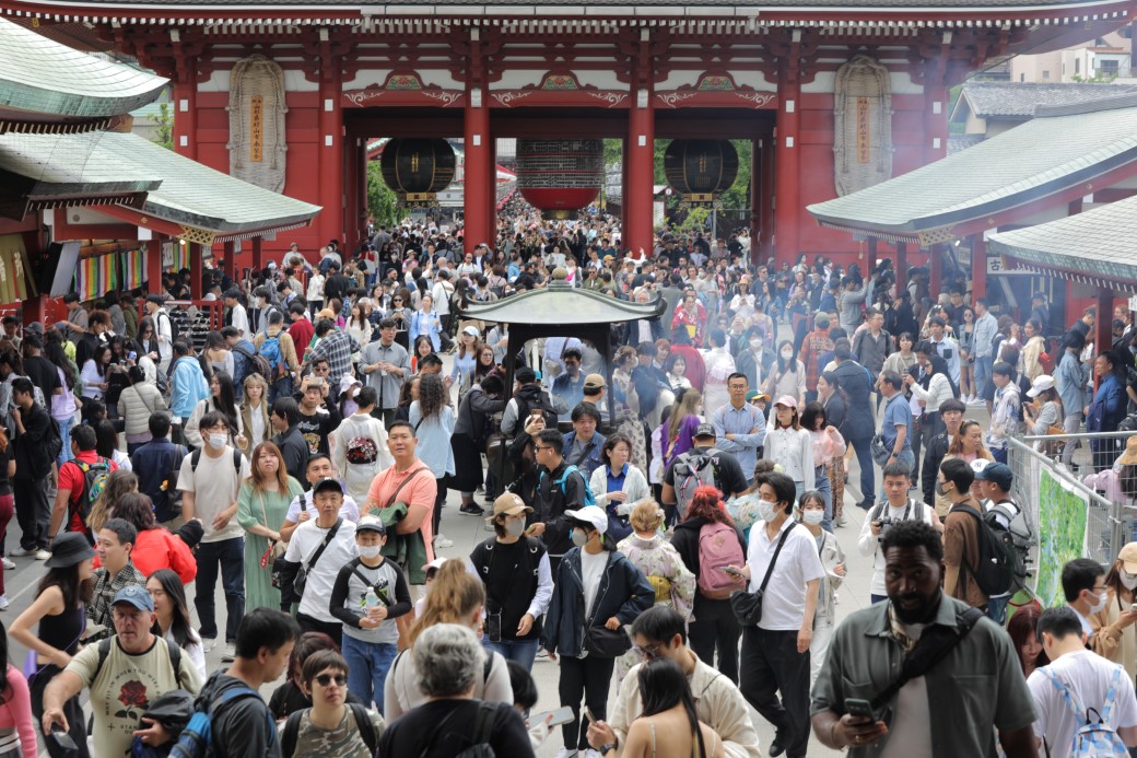 Japonya, yendeki değer kaybının da etkisiyle turist akınına uğradı