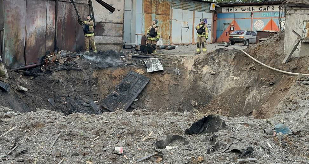 Rusya'nın Ukrayna'daki yerleşim bölgeleri ve enerji tesislerine düzenlediği hava saldırısında 3 kişi yaralandı. Ukrayna, Rusya'ya ait 39 füze ile 20 İHA'nın düşürüldüğünü duyurdu.