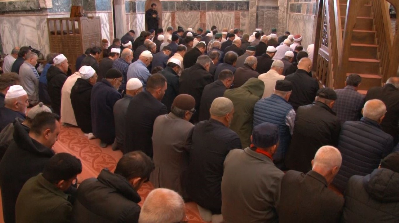 Kariye Camii’nde 79 yıl aradan sonra ilk Cuma namazı