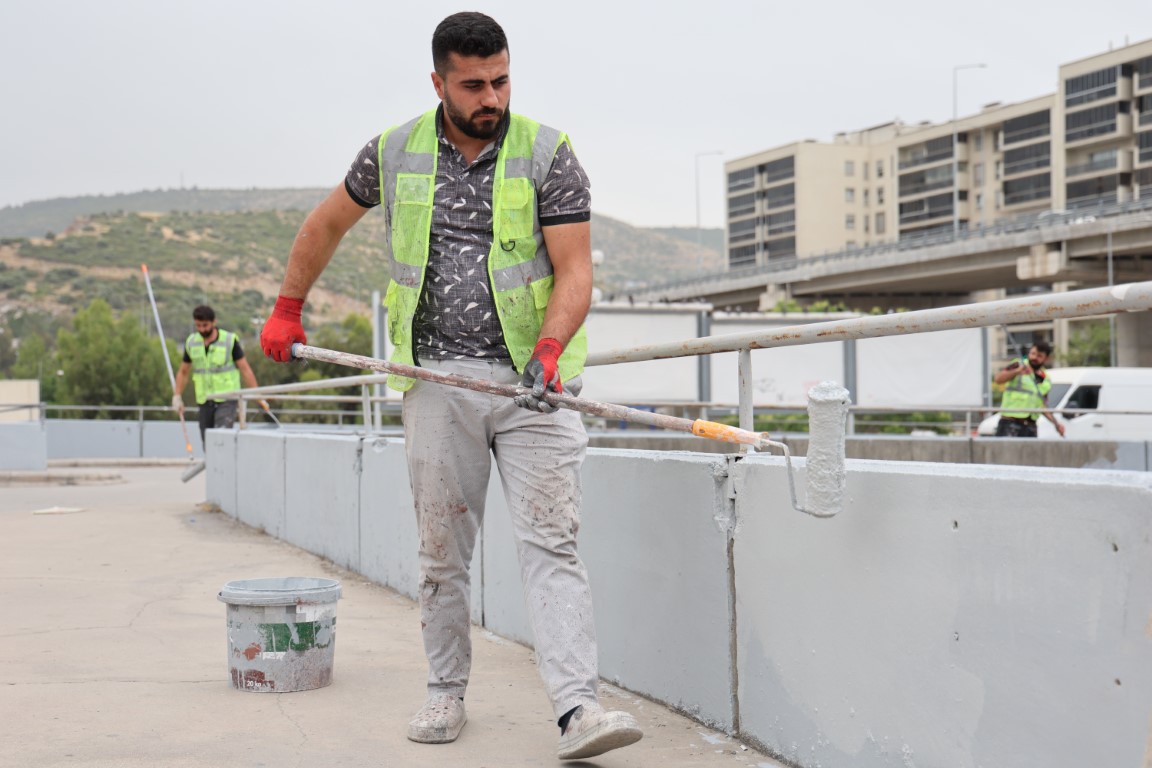 İzmir Otogarında tadilat başladı, firma ve belediye arasında buzlar eridi