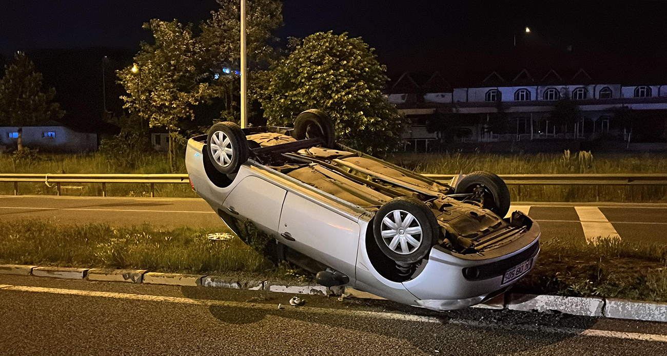 Takla atan otomobilden burnu bile kanamadan çıktı