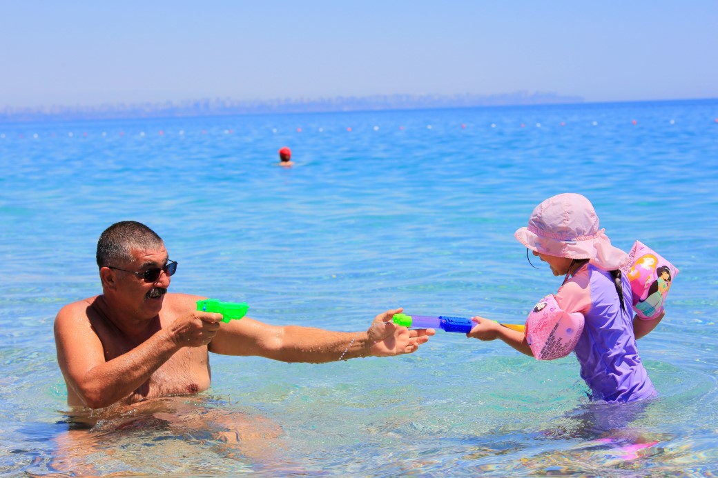 Antalya’da ani sıcaklık artışı termometreleri çıldırttı