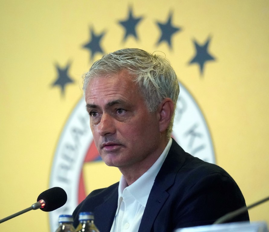 Jose Mourinho: “Fenerbahçe’nin rüyalarını gerçekleştirmek için çok güçlü takım kuracağız”