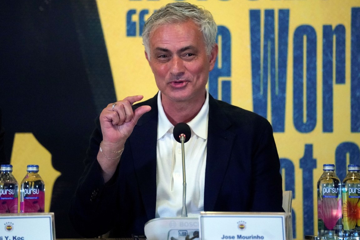 Jose Mourinho: “Fenerbahçe’nin rüyalarını gerçekleştirmek için çok güçlü takım kuracağız”