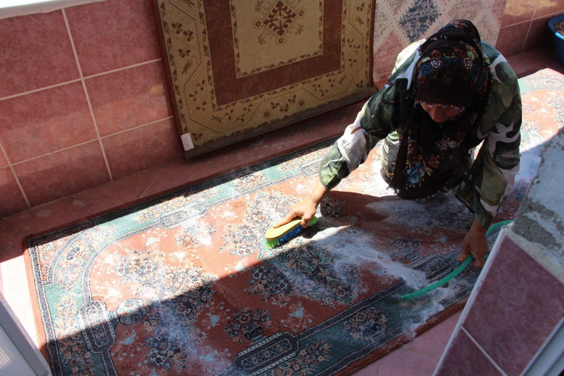 Çay fabrikasının tozu mahalle sakinlerini canından bezdirdi