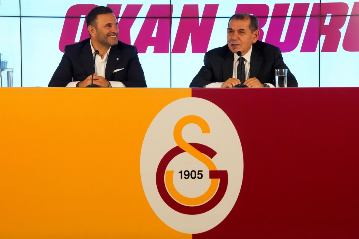 Galatasaray, Okan Buruk ile sözleşme yeniledi