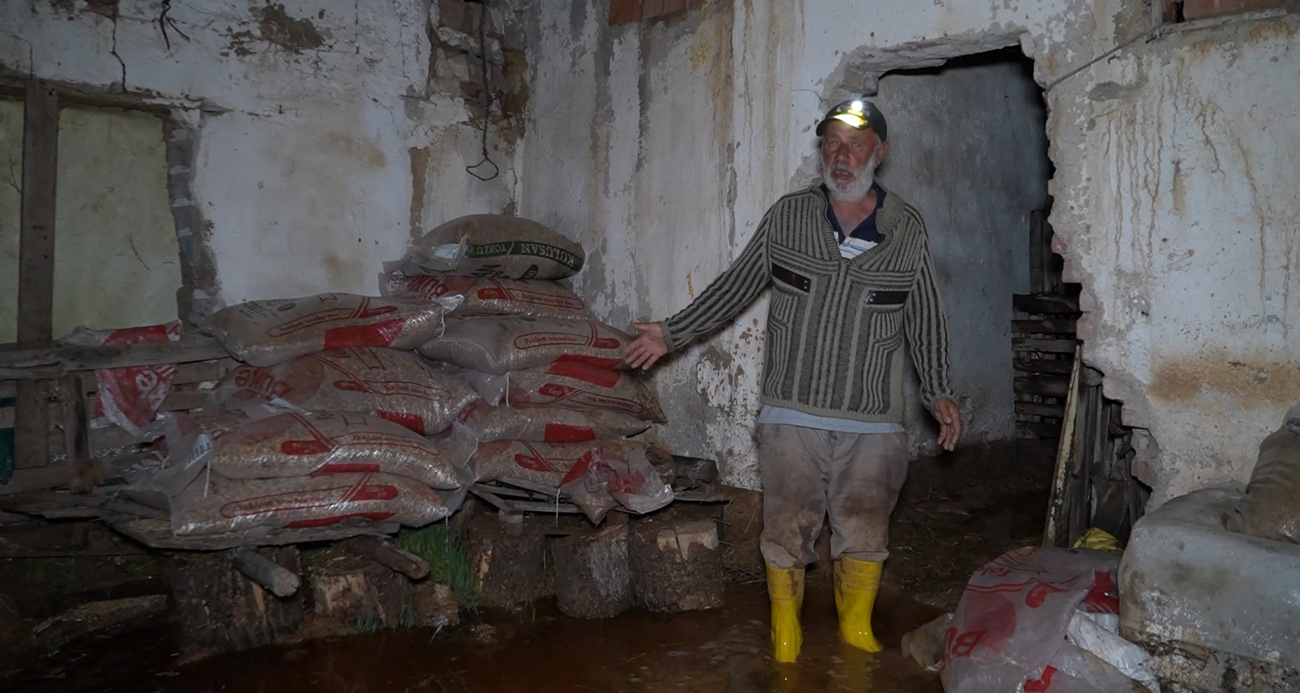 Kırıkkale’de sağanak sonrası dereler taştı: Sel suları ağıla doldu