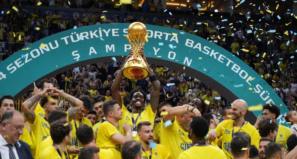 Basketbol Süper Ligi’nde şampiyon Fenerbahçe