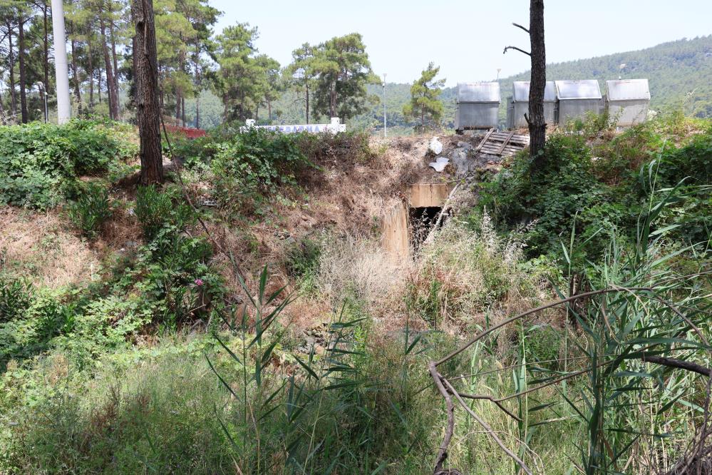Menfez Paşası’nın saklandığı mekan çöplük oldu