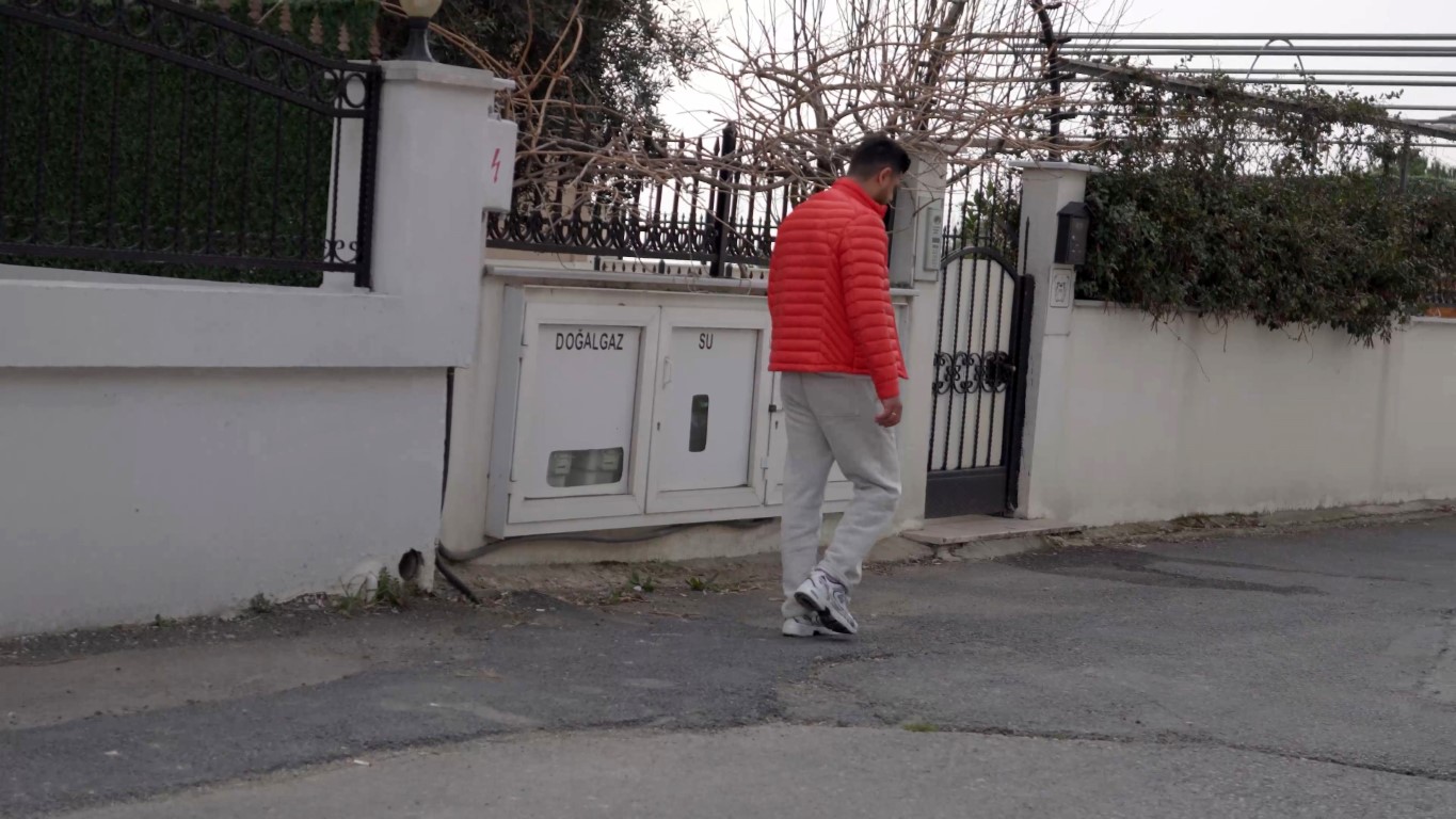 Asrın felaketinde 261 saat enkaz altında kalan Mustafa Avcı protezine kavuştu