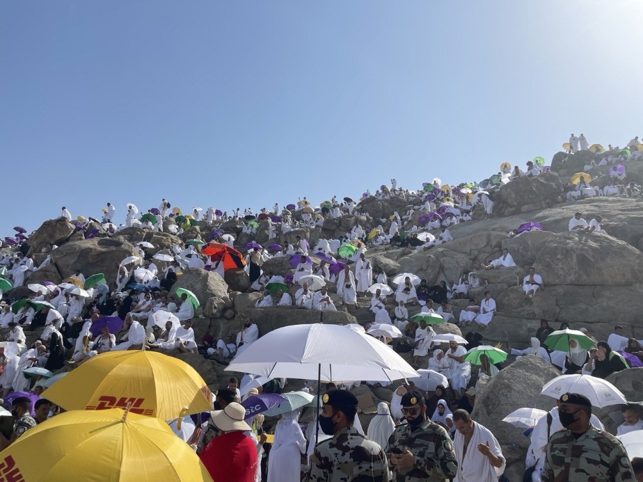 Hicri 1445 yılının hacıları Arafat'ta toplandı