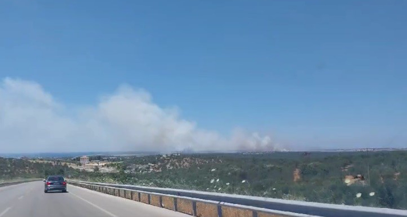 Çanakkale’de yangına havadan ve karadan müdahale ediliyor