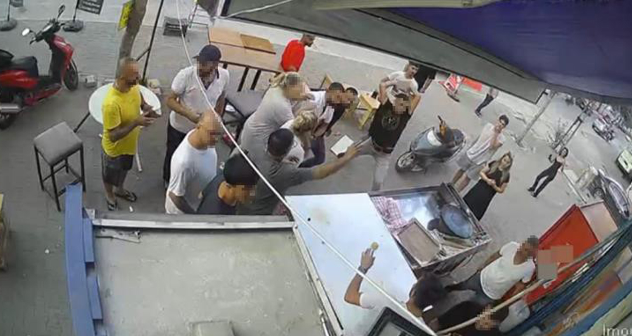 Dükkanı taş ve sopalarla dağıtılan kadın gözyaşlarıyla yaşadıklarını anlattı